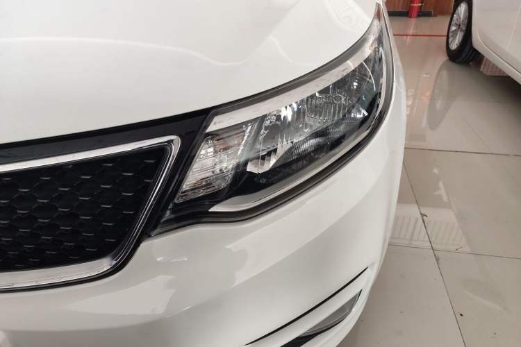 Used Kia K2 2015 Sedan 1.4L Automatic GLS