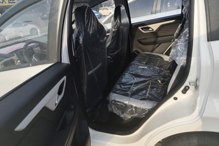 Used JAC Yiwei E10X 2024 Charming Edition 301km Lite