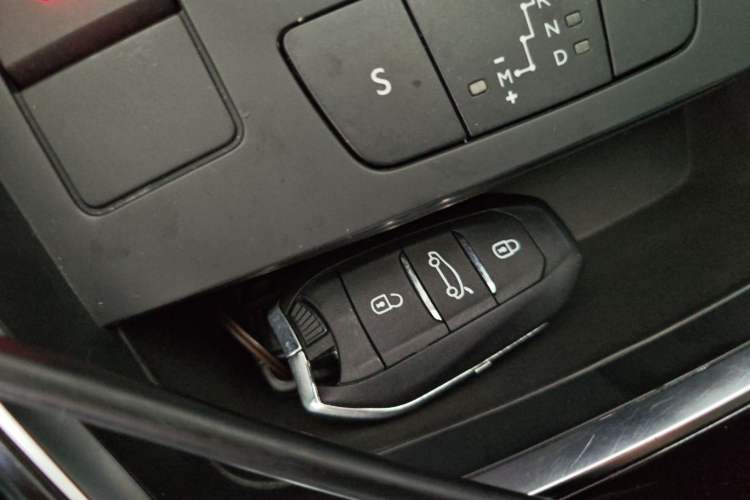 Used Citroen C5 2017 380THP Automatic Luxury Model
