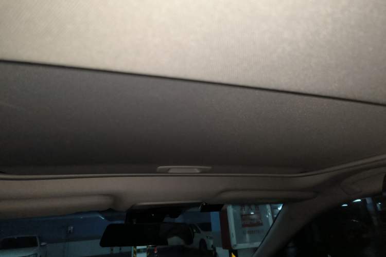 Used Toyota Camry 2021 2.0G Luxury Edition Headliner