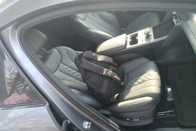 Used BYD Song L DM-i 2025 Intelligent Driving Version 112 km Beyond-Range Type
