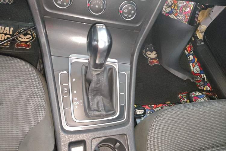 Used Volkswagen Golf 2019 280TSI DSG Comfort Version China V Standard Gear Lever