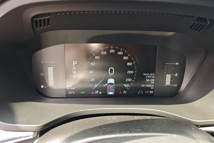 Used Volvo XC60 2019 T5 4x4 Smart Edition China VI Standard