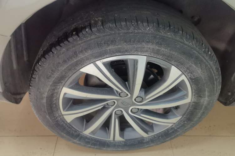 Used Geely Auto Vision X6 2020 1.4T CVT Luxury Edition
