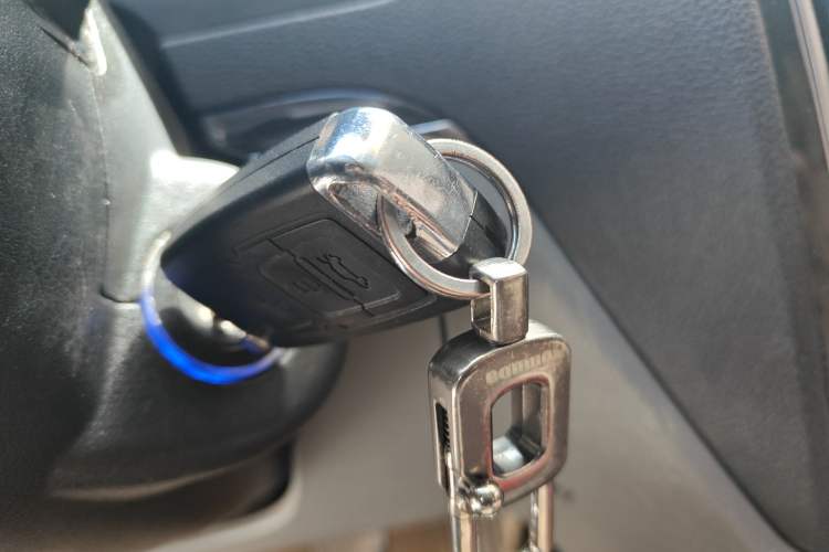 Used Geely Auto Classic Emgrand 2013 Sedan 1.5L Manual Entry-Level Model