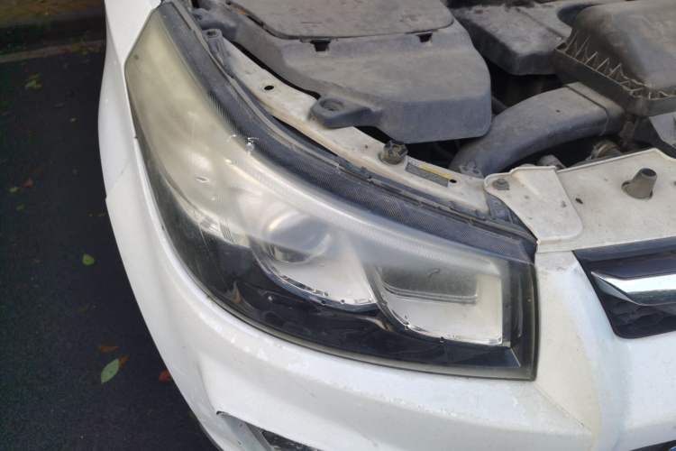 Used HYOSOW S3 2016 1.5L Manual Comfort Version China IV Emission Standard Right Front Headlight