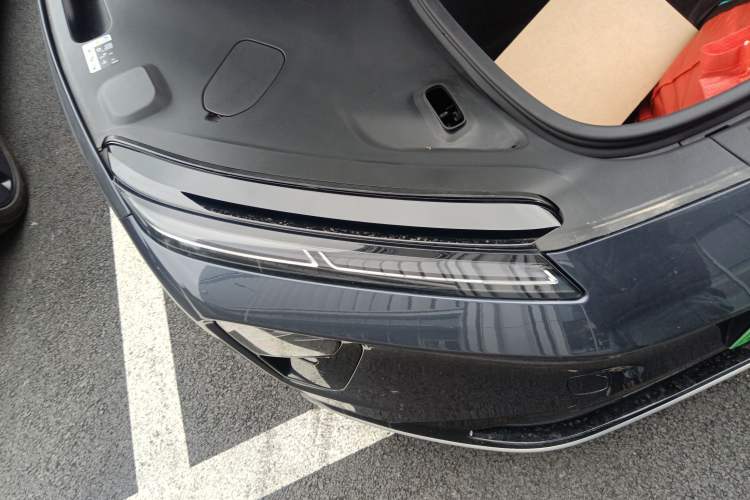 Used Nio ET9 2025 100kWh Signature Edition
