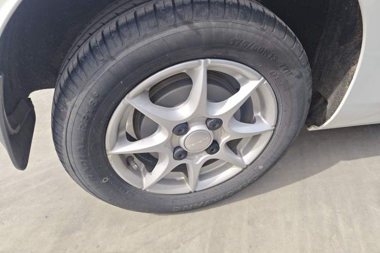 Used Roewe Clever 2022 311km QiQi BoBo Edition
