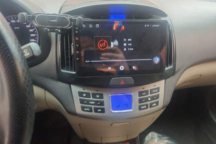 Used Hyundai Celesta 2011 1.6L Automatic Luxury Version
