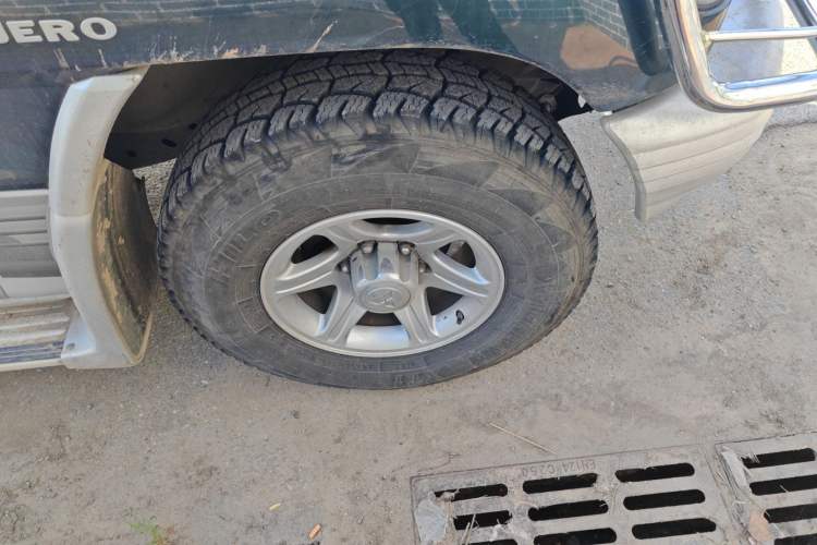 Used Leopaard Heijingang 2013 2.2L Manual Two-Wheel Drive Standard Version
