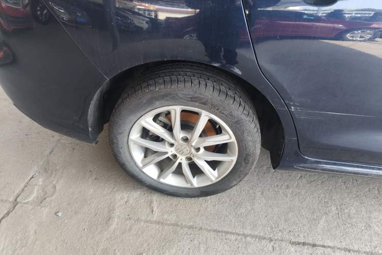 Used BYD Song MAX 2019 1.5T Manual Smart Connect Ruiyi Sunroof Model 6 Seats China VI Standard