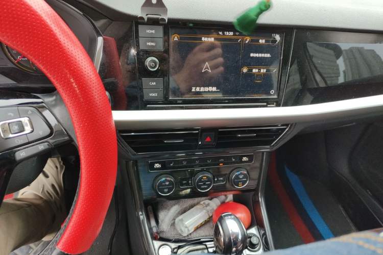 Used Volkswagen Lavida 2019 280TSI DSG Luxury Edition China VI Standard Audio And AC Panel