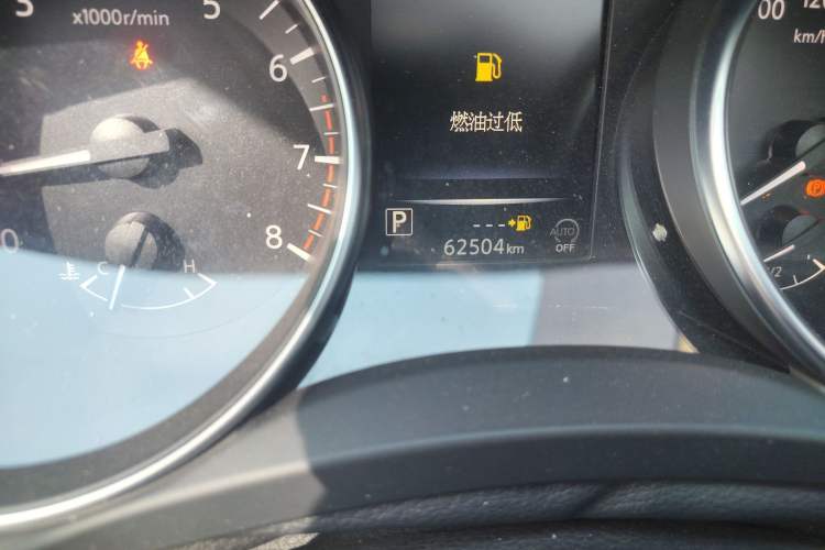 Used Nissan Qashqai 2022 2.0L CVT XV Premier Luxury Edition Odometer Close Up