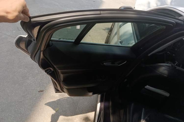 Used Alfa Romeo Giulia 2017 2.0T 280HP Luxury Edition
