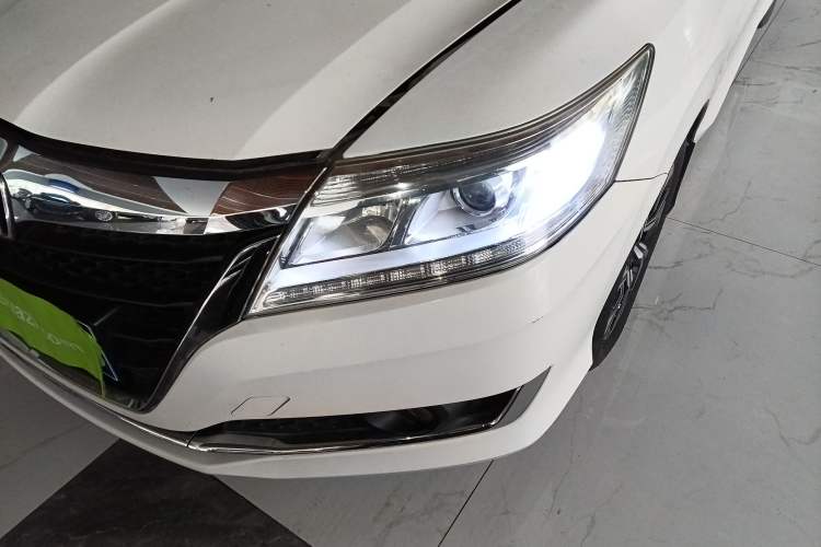 Used Honda Crider 2016 1.8L CVT Luxury Edition
