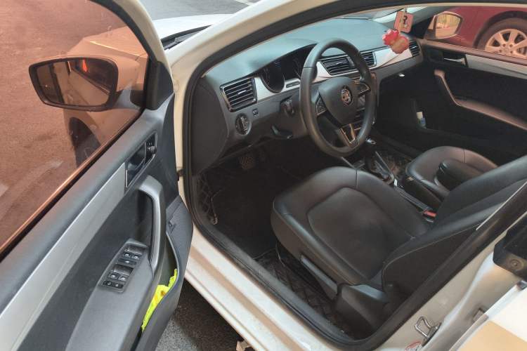 Used Skoda Rapid 2020 1.5L Automatic Comfort Edition