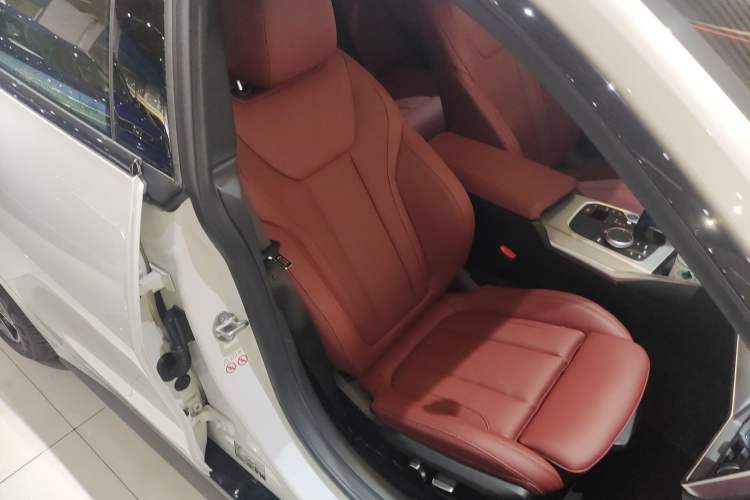 Used BMW i4 2022 eDrive40 Right Front Seat