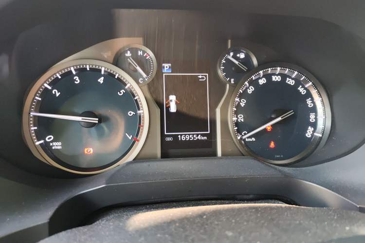 Used Toyota Prado 2018 3.5L Automatic TX-L with Rear-Mounted Spare Tire
