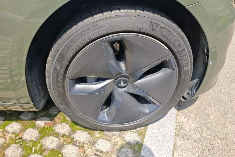 Used Tesla Model 3 2020 Revised Version Standard Range Rear-Wheel Drive – Upgraded Edition