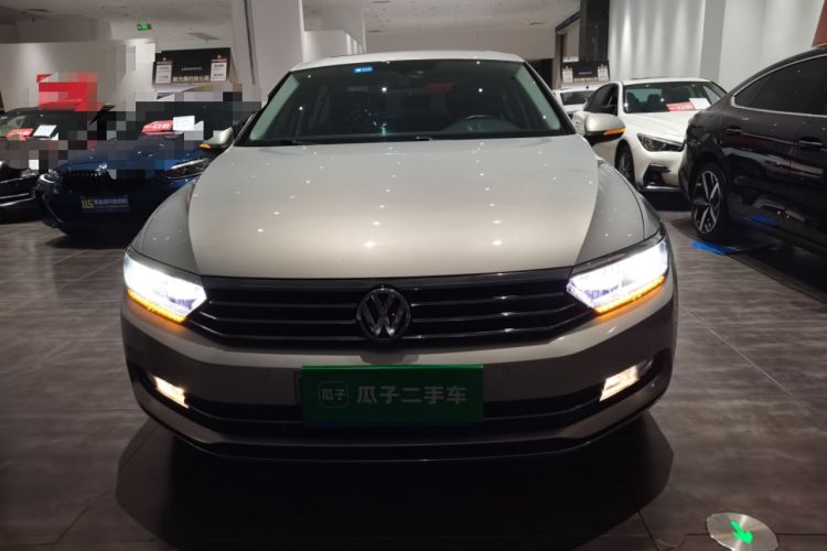 Used Volkswagen Magotan 2018 330TSI DSG Luxury Model