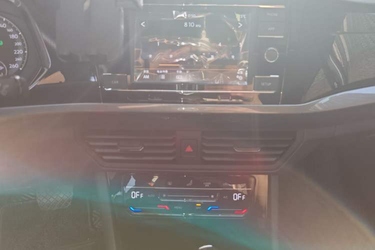 Used Volkswagen Bora 2020 1.5L Automatic Elite Version Audio And AC Panel