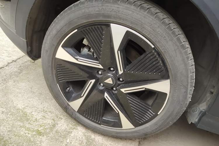 Used Deepal S07 2023 121Max Range-Extended Version Right Rear Wheel Hub