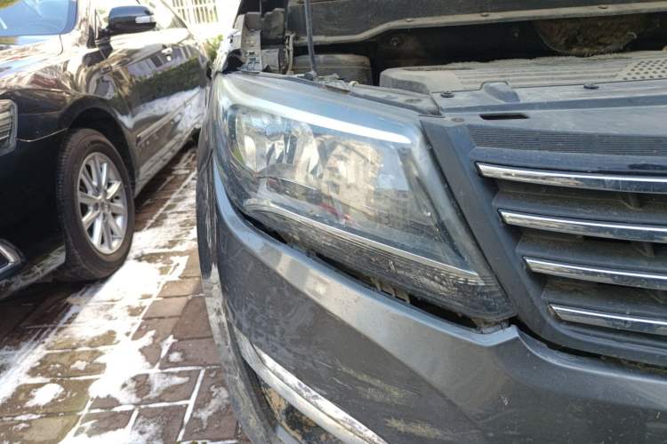 Used FORTHING S500 2016 1.5L Manual Luxury Version II Right Front Headlight