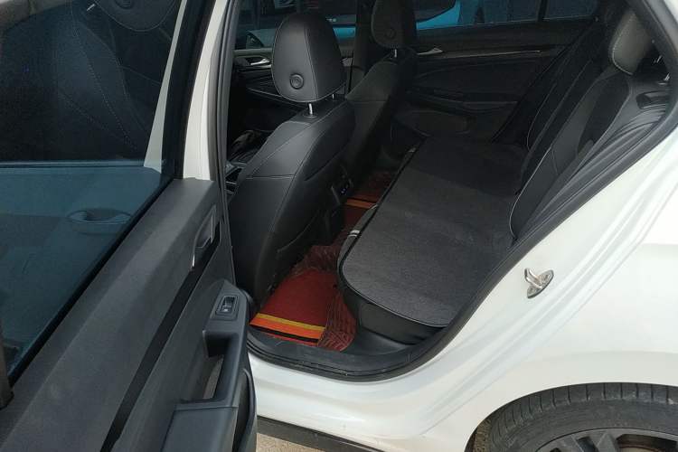 Used Volkswagen Golf 2021 280TSI DSG R-Line Left Rear Seat