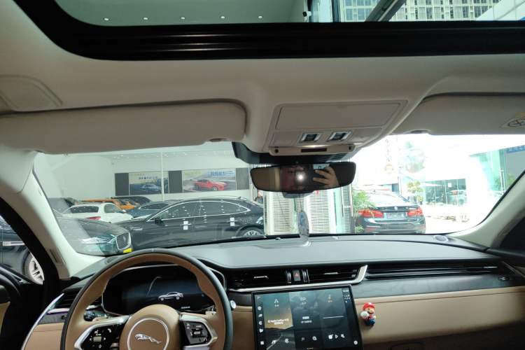 Used Jaguar XFL 2024 2.0T P250 Two-Wheel Drive Prestige Luxury Edition