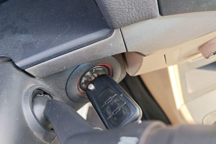 Used Roewe 350 2013 350S 1.5L Manual Xunchi Edition
