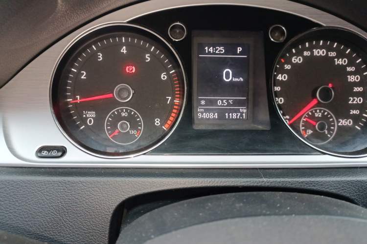 Used Volkswagen Magotan 2015 1.8TSI Advanced Model