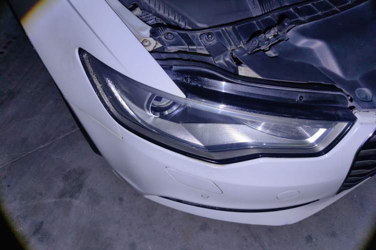 Used Audi A6L 2014 TFSI Standard Model Right Front Headlight