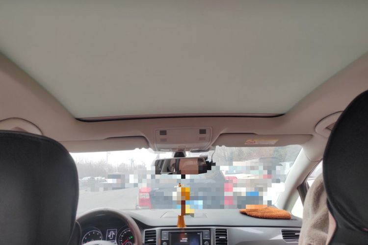 Used Volkswagen Golf Sportsvan 2018 230TSI Automatic Trend Edition Headliner