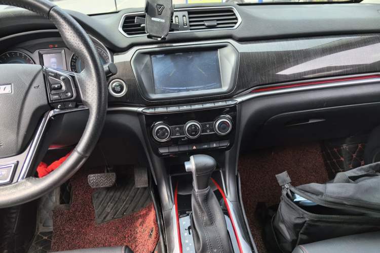 Used Haval H2 2017 Blue Label 1.5T Automatic Two-Wheel Drive Luxury Model