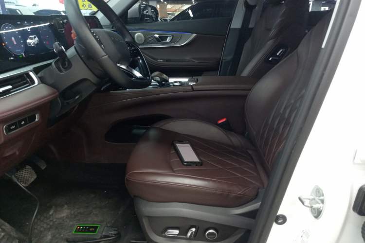 Used Chery Tiggo 8 PRO 2024 Champion Edition 390T Two-Wheel Drive Peak Version 5 Seats