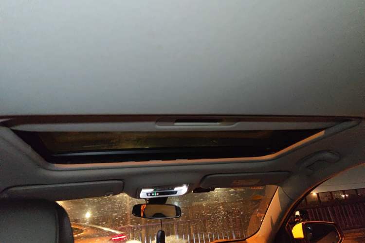 Used Chevrolet Malibu XL 2018 530T Automatic Ruiyi Edition Headliner