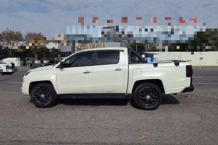 Used JMC Yuhu 7 2022 2.0T Automatic Diesel 4x4 Comfort Edition Standard Wheelbase
