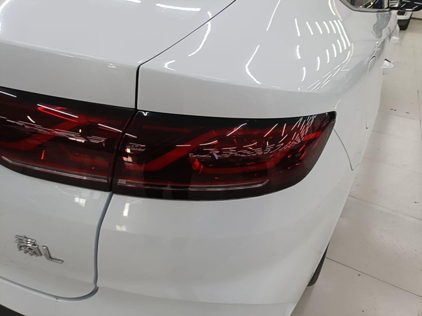 BYD Qin L 2024 DM-i 120KM Excellence Model — снимка 9