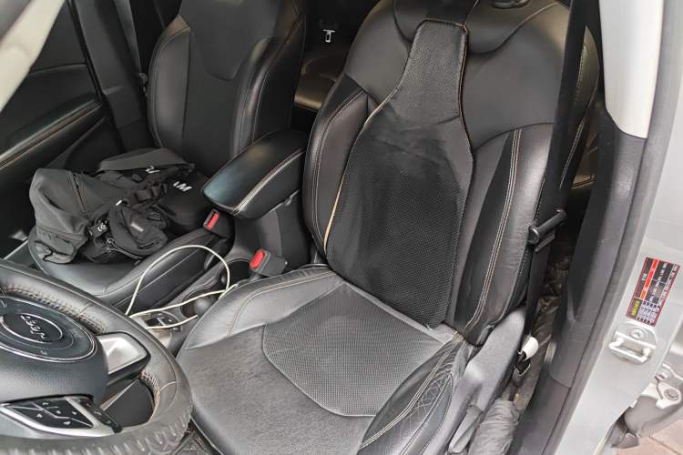 Used Jeep Compass 2017 200T Automatic Family Edition Left Front Seat