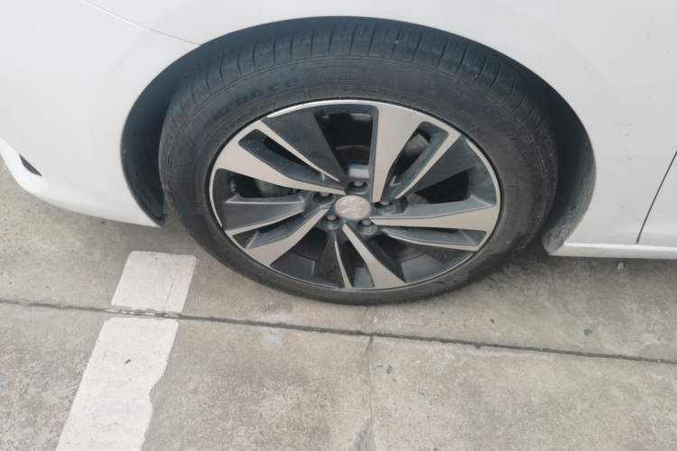 Used Peugeot 408 2020 360THP 10th Anniversary Edition Left Front Wheel Hub