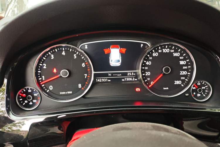 Used Volkswagen Touareg 2017 3.0 TSI Touareg Model Instrument Cluster