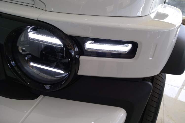 Used iCAR V23 2025 501 Four-Wheel Drive Intelligent Driving Version