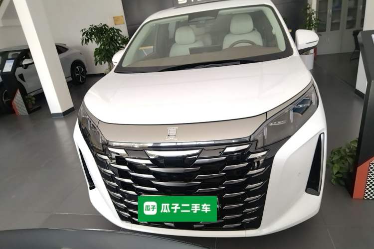 Used BYD Xia 2025 DM-i 1.5T 180km Beyond Edition Exterior 1