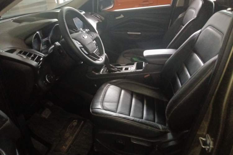 Used Ford Kuga 2017 EcoBoost 180 Two-Wheel-Drive Tiger Leap Model