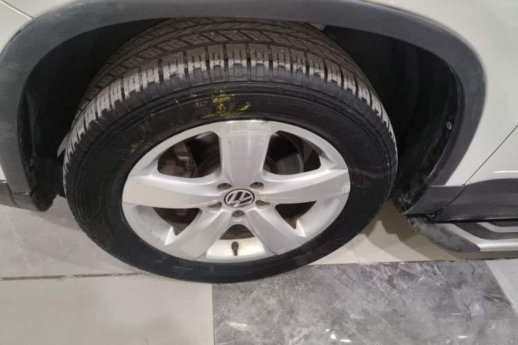 Used Volkswagen Tiguan L 2013 1.8TSI Automatic All-Wheel-Drive Comfort Edition