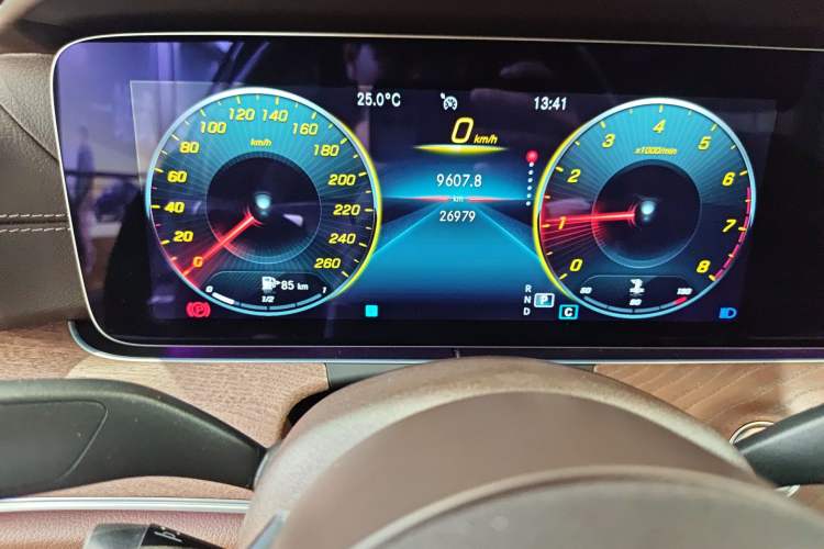 Used Mercedes-Benz E-Class 2023 E 300 L Luxury Model Odometer Close Up