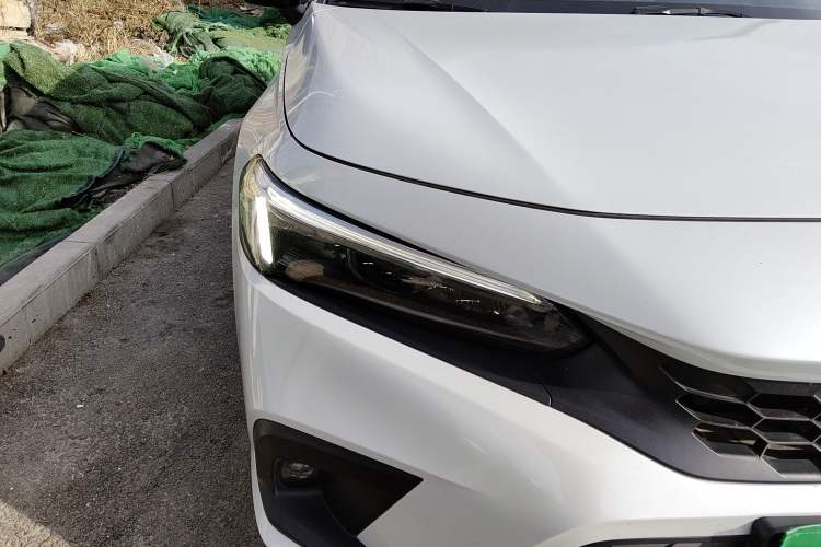 Used Honda Civic 2023 HATCHBACK 2.0L eHEV Extreme Control Edition Right Front Headlight