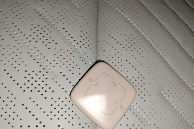 Used Zeekr 001 2024 WE Edition 100 kWh Rear-Drive Vehicle Key