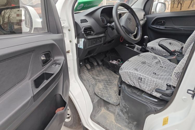 Used Chana Ruixing M60 2023 1.5L GDI Comfort-Class Passenger Vehicle 6/7 Seats