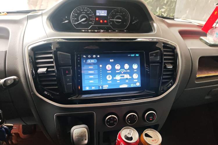 Used SAIC MAXUS Xintu V80 2021 2.0T Manual Classic Aoyuntong Short Wheelbase Mid-Roof 5/6-Seater